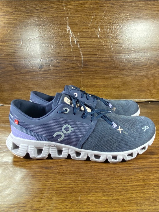 On Running Shoes - On Cloud x women’s shoes size 8